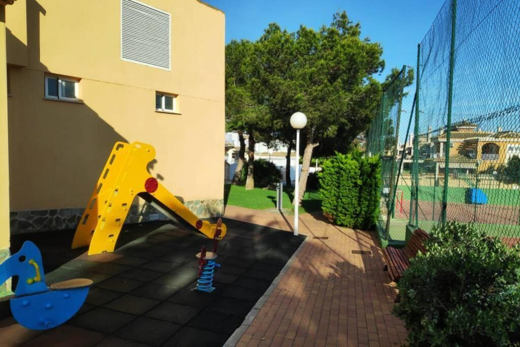 Montefaro Spacious Townhouse - Beach & Pool Santa Pola Kültér fotó