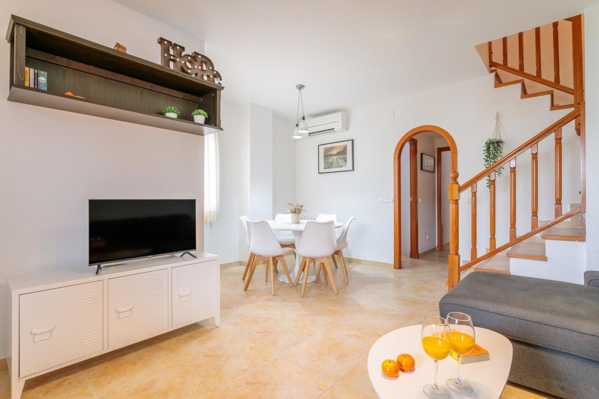 Montefaro Spacious Townhouse - Beach & Pool Santa Pola Kültér fotó