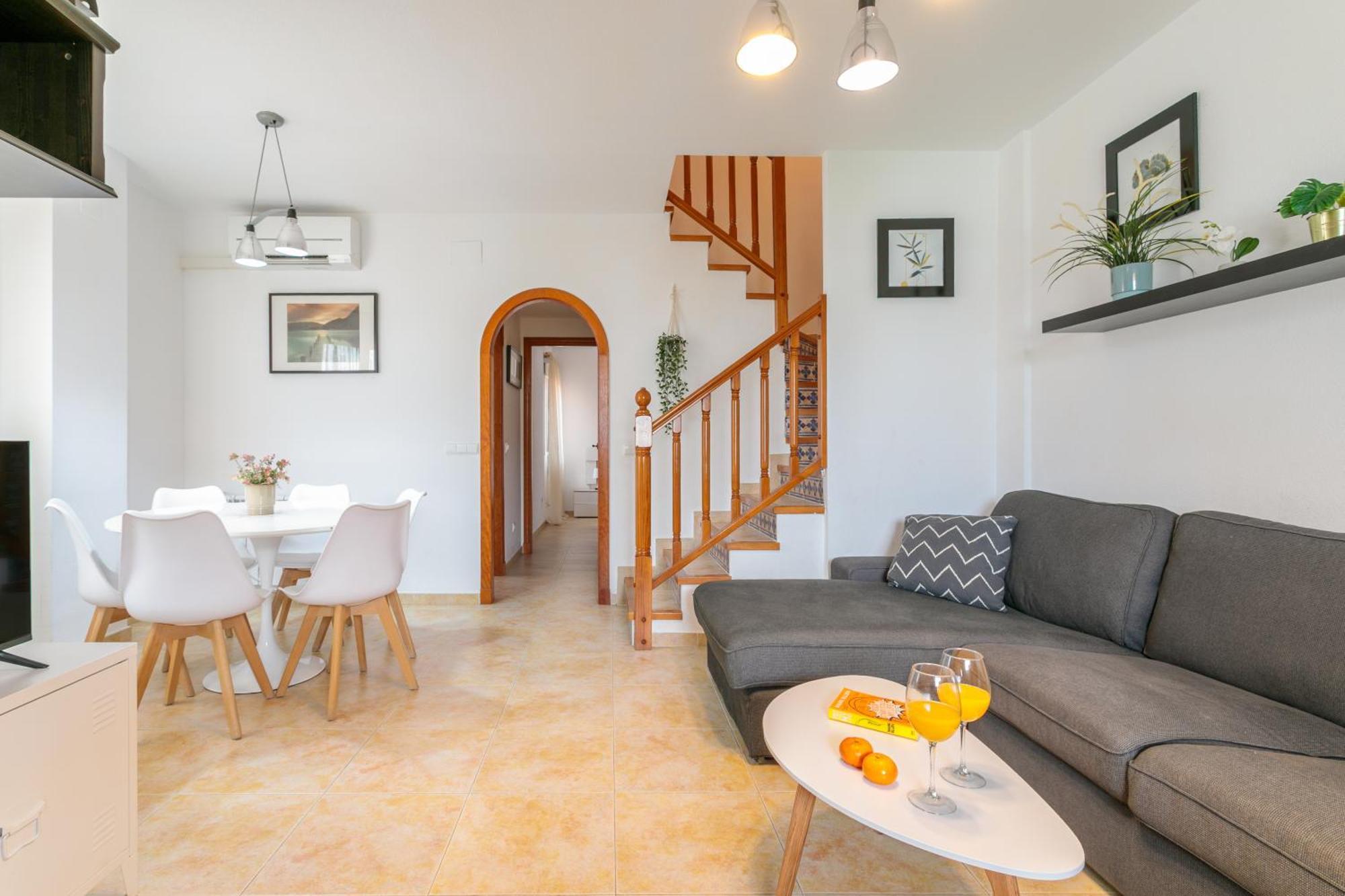 Montefaro Spacious Townhouse - Beach & Pool Santa Pola Kültér fotó